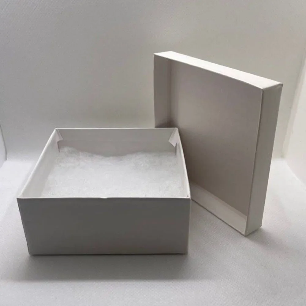 Macy’s 4”x 4” Jewelry Gift Box & Pouch 2 PCS. Set